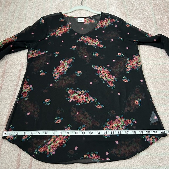 Cabi Moody Spring Floral Blouse Sheer Size Medium - Picture 8 of 10